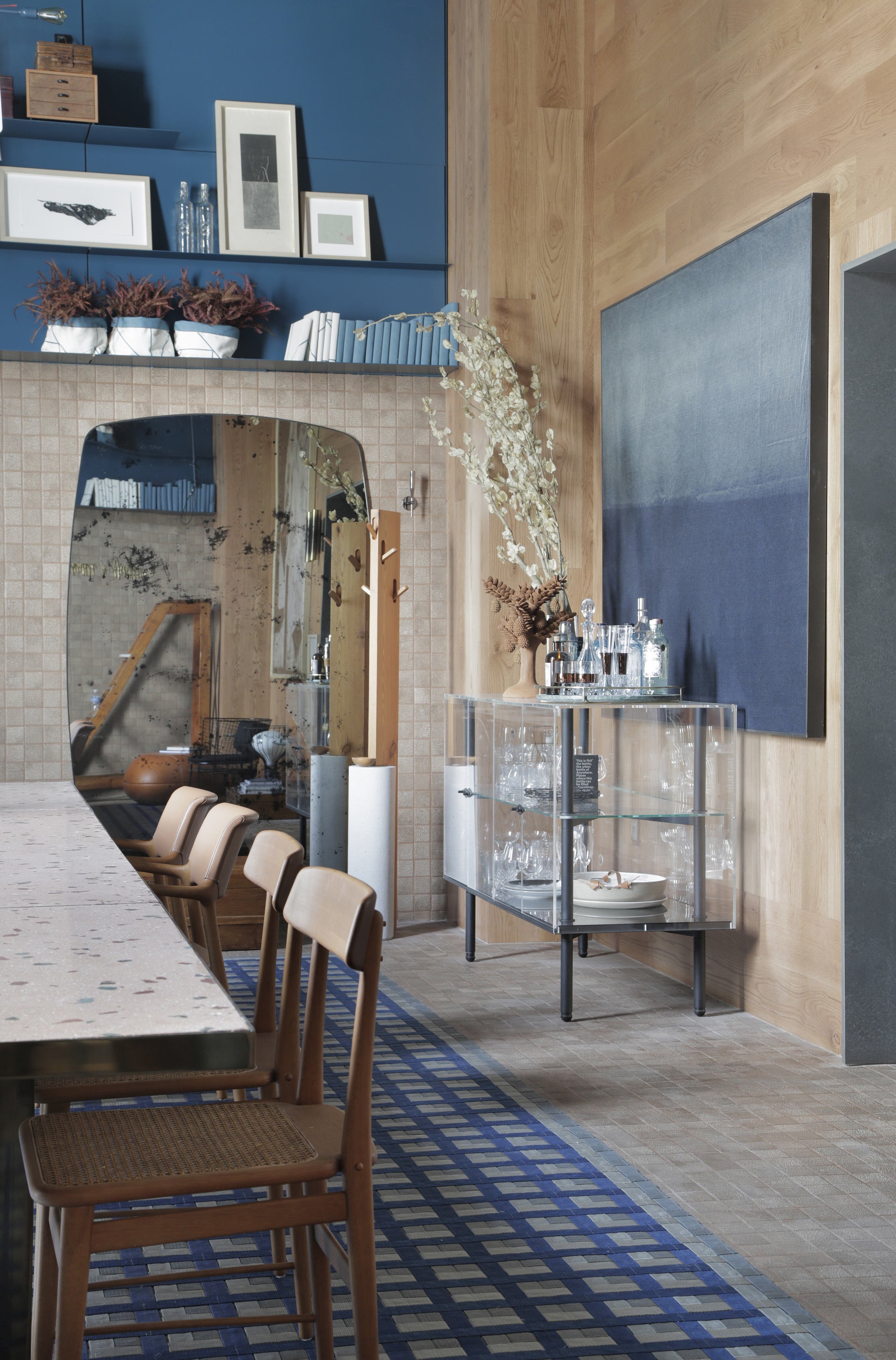 Ritual do encontro inspira Sala de Jantar de Juliana Pippi na CASACOR SP