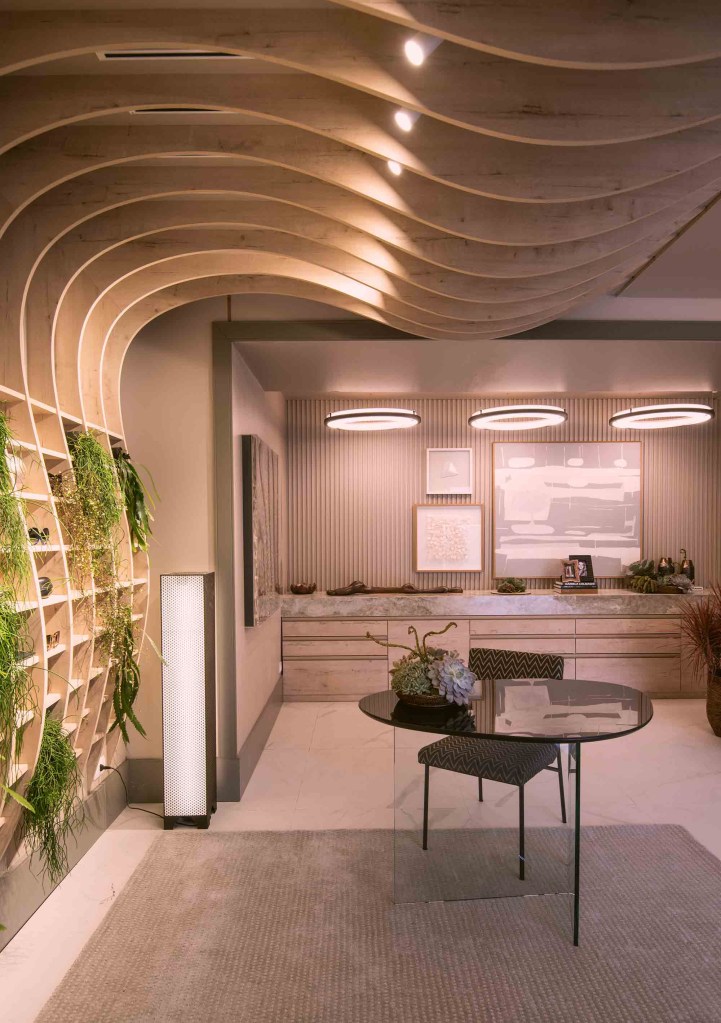 b_VE29793 Galeria paramétrica desenha curvas orgânicas na CASACOR São Paulo