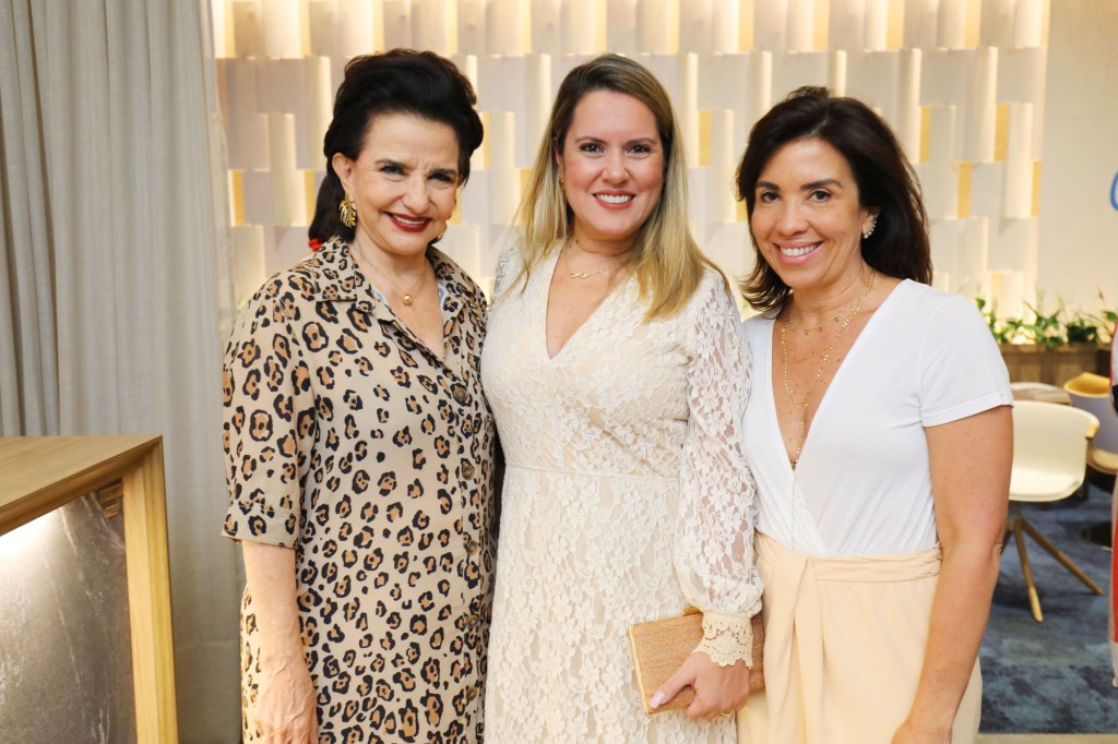 Moema Leão, Paula Mourão e Eliane Martins – crédito César Rebouças CASACOR Brasília 2019 recebe tour de Paula Mourão