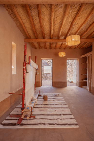 Casa para mulheres é construída junto da comunidade local no Marrocos